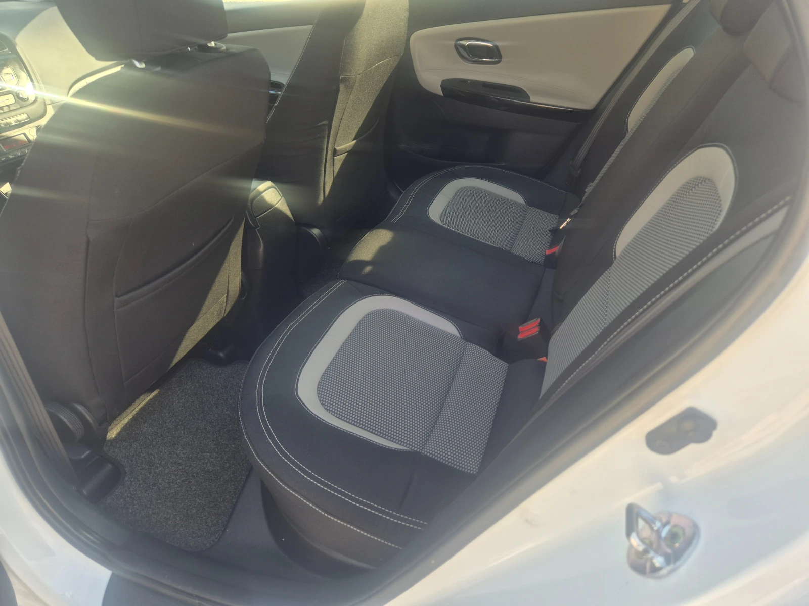 Kia Ceed, снимка 9 - Автомобили и джипове - 56431236