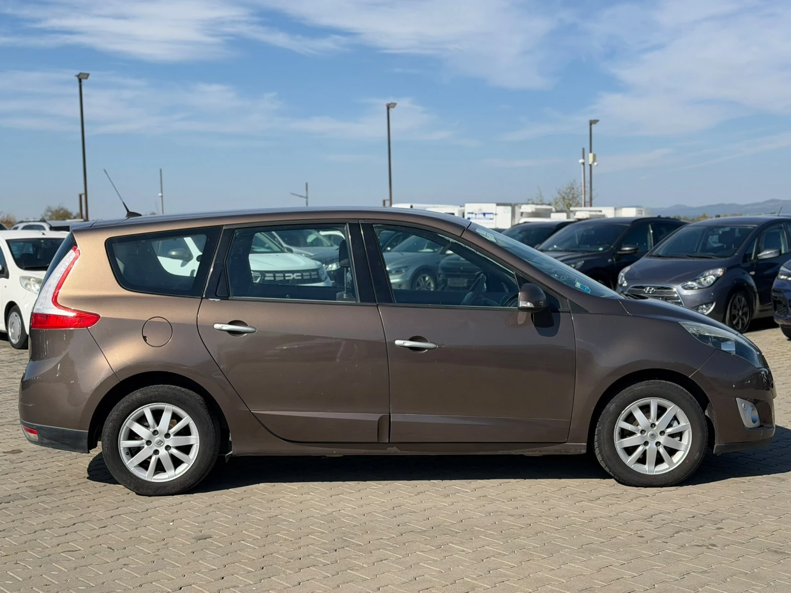 Renault Scenic / 1.9D / 131HP / EURO 5 / ���� / | Mobile.bg � ����������� 6