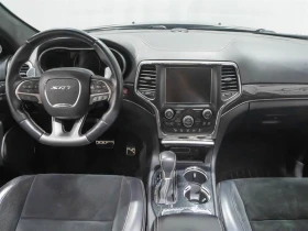 Jeep Grand cherokee SRT* 6.4* HARMAN* ОБДУХ* ДИСТРОНИК* PANO* КРАЙНА Ц, снимка 7