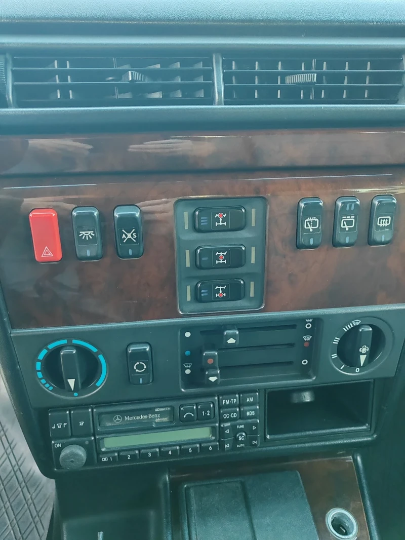 Mercedes-Benz G 350 2.5, 150к.с., снимка 14 - Автомобили и джипове - 50780137