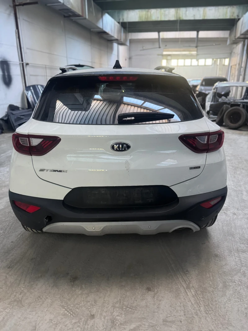 Kia Stonic 1.0gdi G3LC, снимка 3 - Автомобили и джипове - 52189284