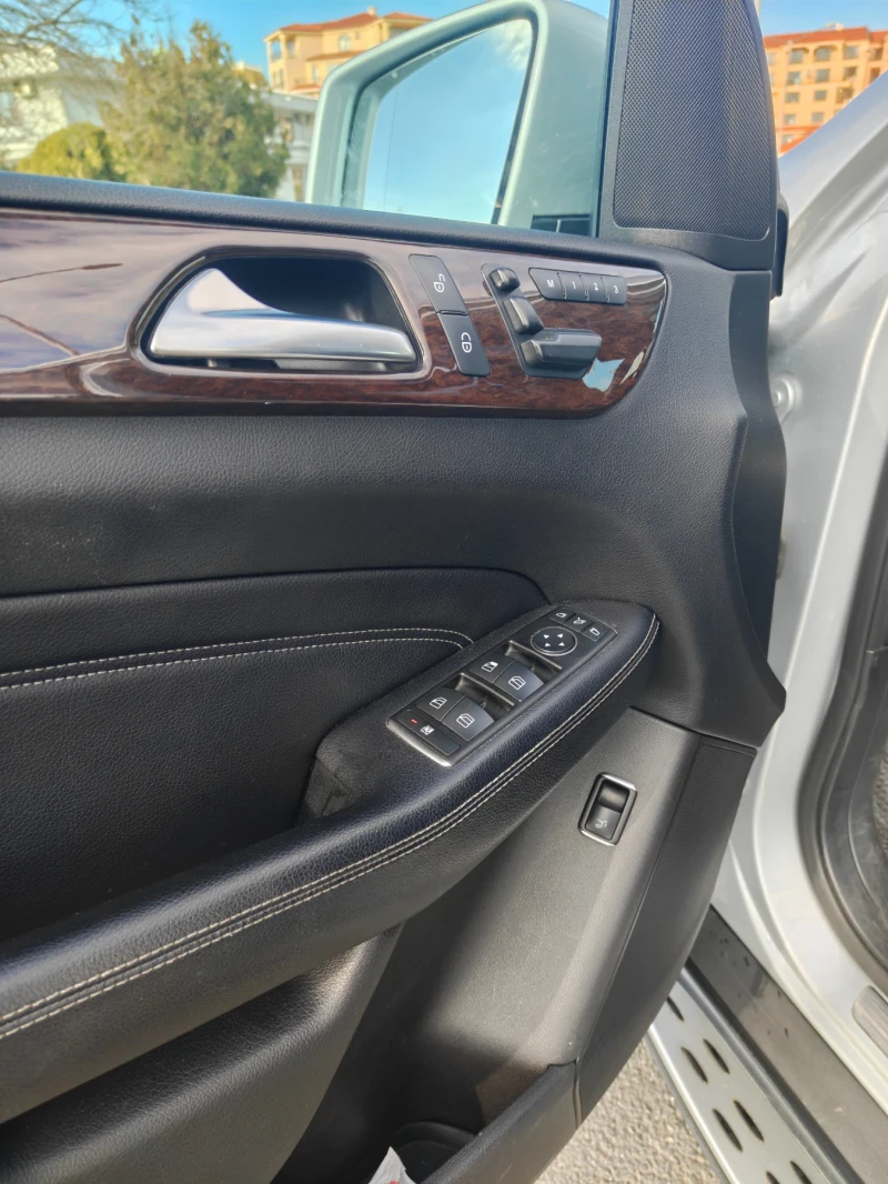 Mercedes-Benz ML 350, снимка 17 - Автомобили и джипове - 52939194