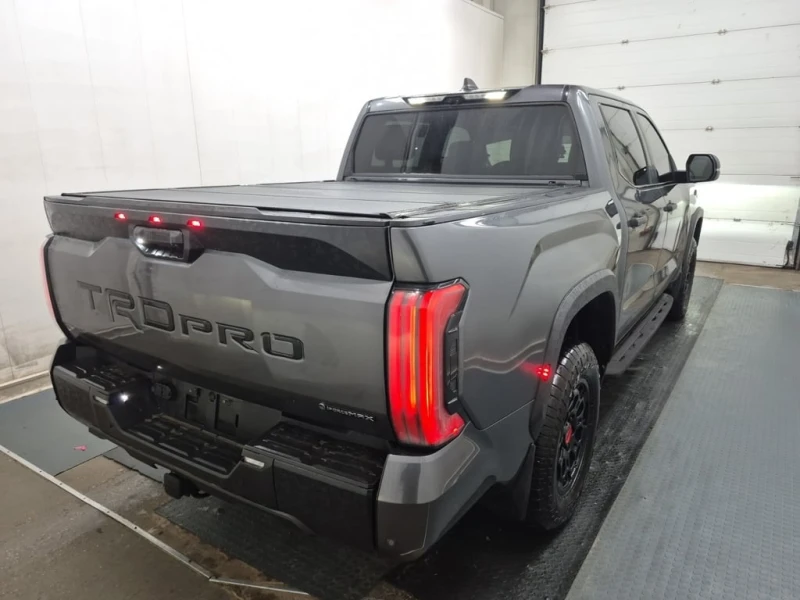 Toyota Tundra * TRD PRO HYBRID CREW CAB SHORT BED * CARFAX * БЕЗ, снимка 3 - Автомобили и джипове - 53086965