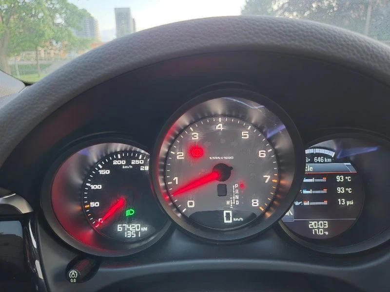 Porsche Macan Macan S* Apple CarPlay* Подгрев* Обдух - изображение 8