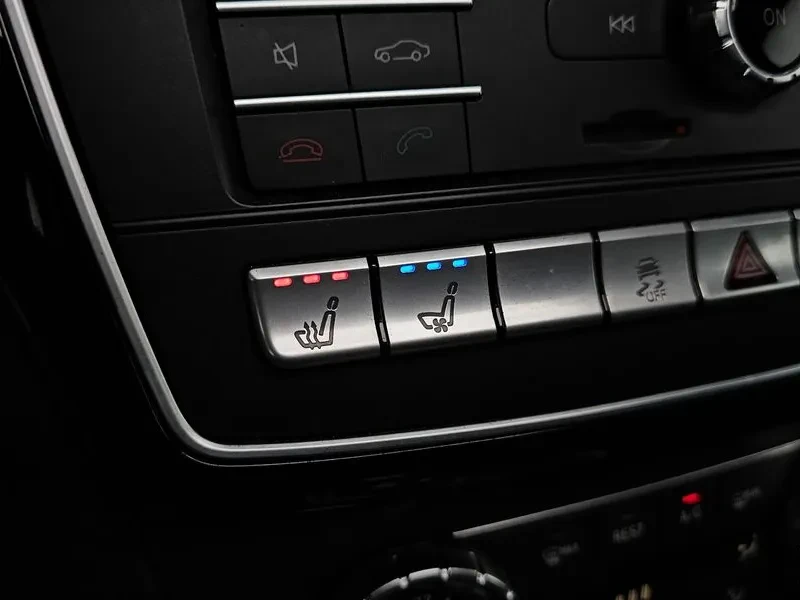 Mercedes-Benz GLE D 4Matic, снимка 17 - Автомобили и джипове - 56369687
