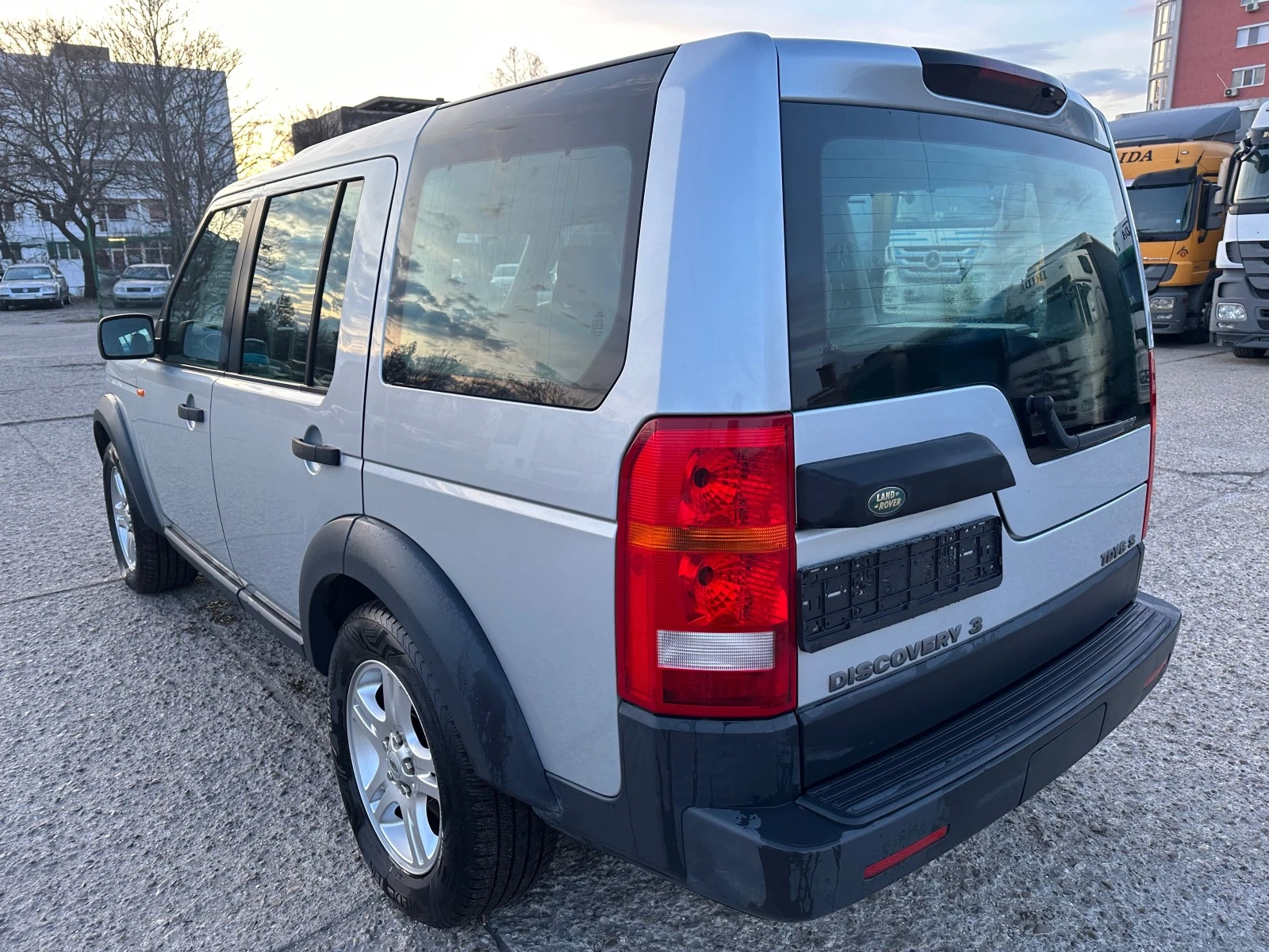 Land Rover Discovery 2.7 TDV6 - изображение 7