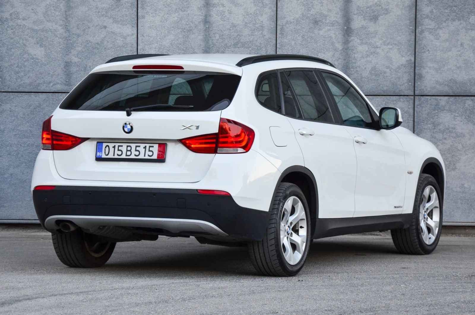 BMW X1 2.0D - изображение 6