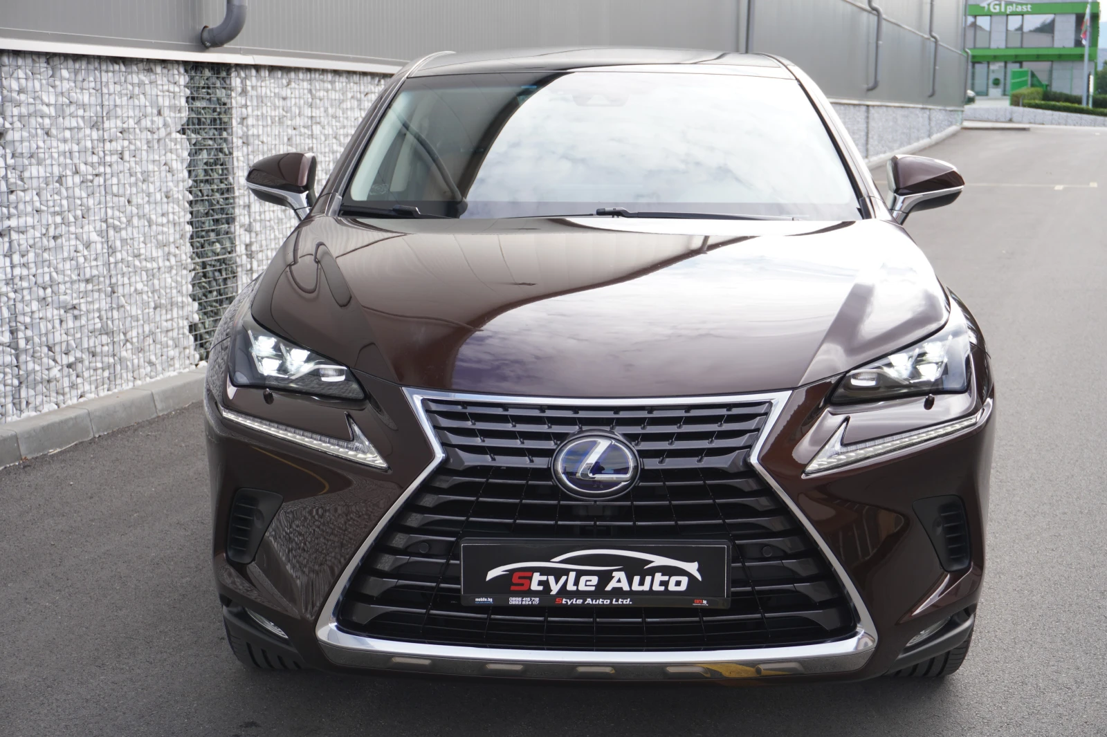Lexus NX 300h LUXURY, FACE, TRI BEAM, CARPLAY, 88.000km!!КАТО НО - изображение 8