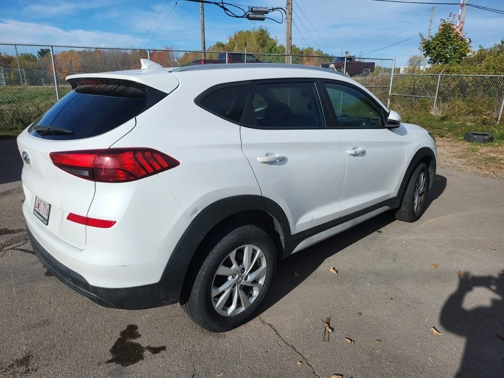 Hyundai Tucson * PREFERRED * CARFAX * БЕЗ ПЪРВОНАЧАЛНА ВНОСКА - изображение 3