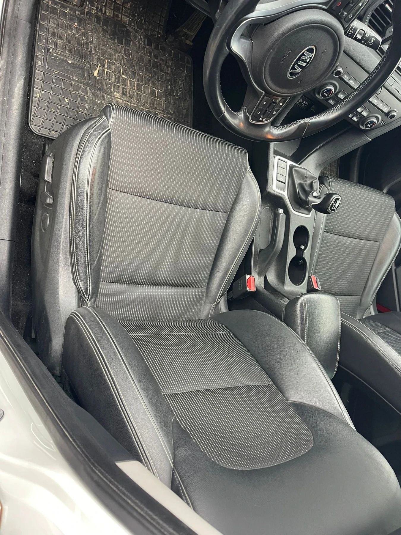 Kia Sportage (KATO НОВА)^(4x4) - изображение 8