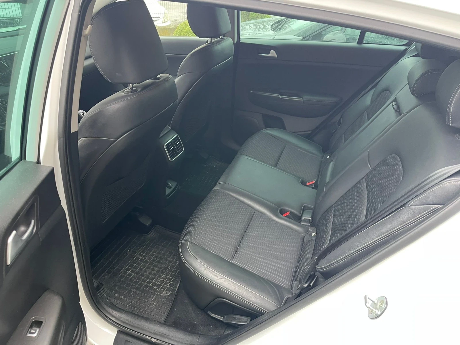 Kia Sportage (KATO НОВА)^(4x4) - изображение 9