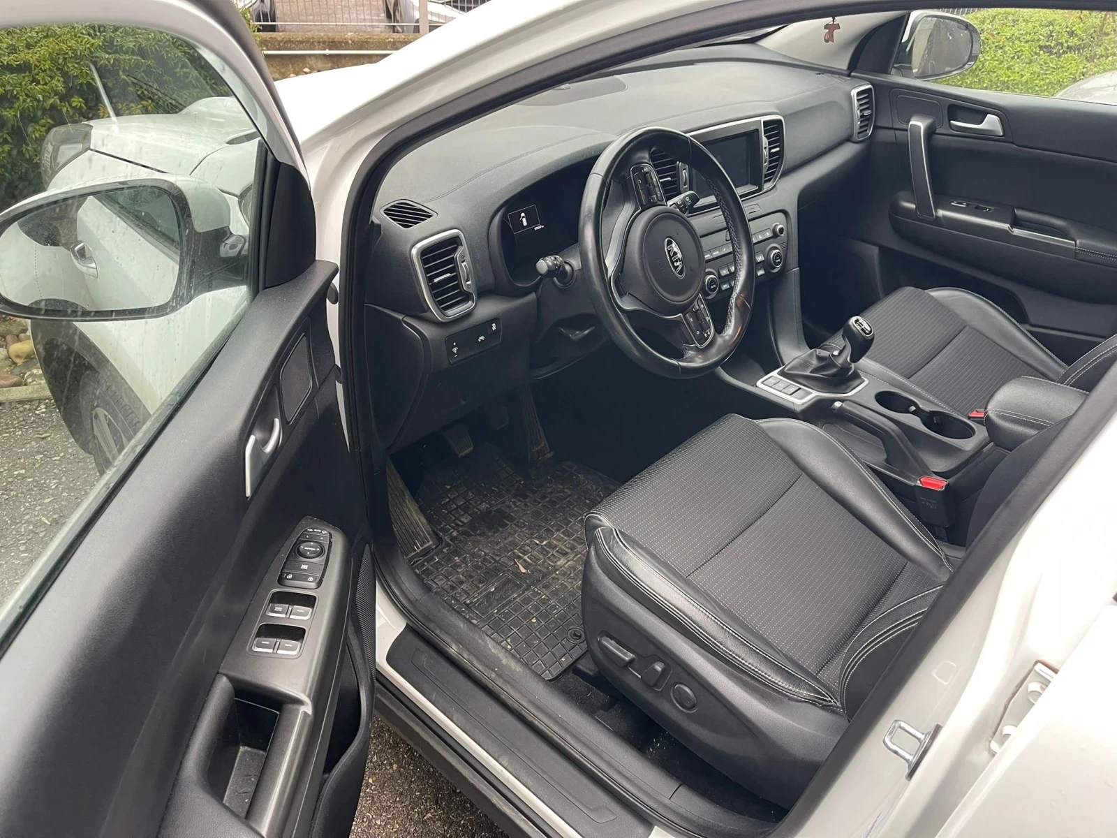 Kia Sportage (KATO НОВА)^(4x4) - изображение 7