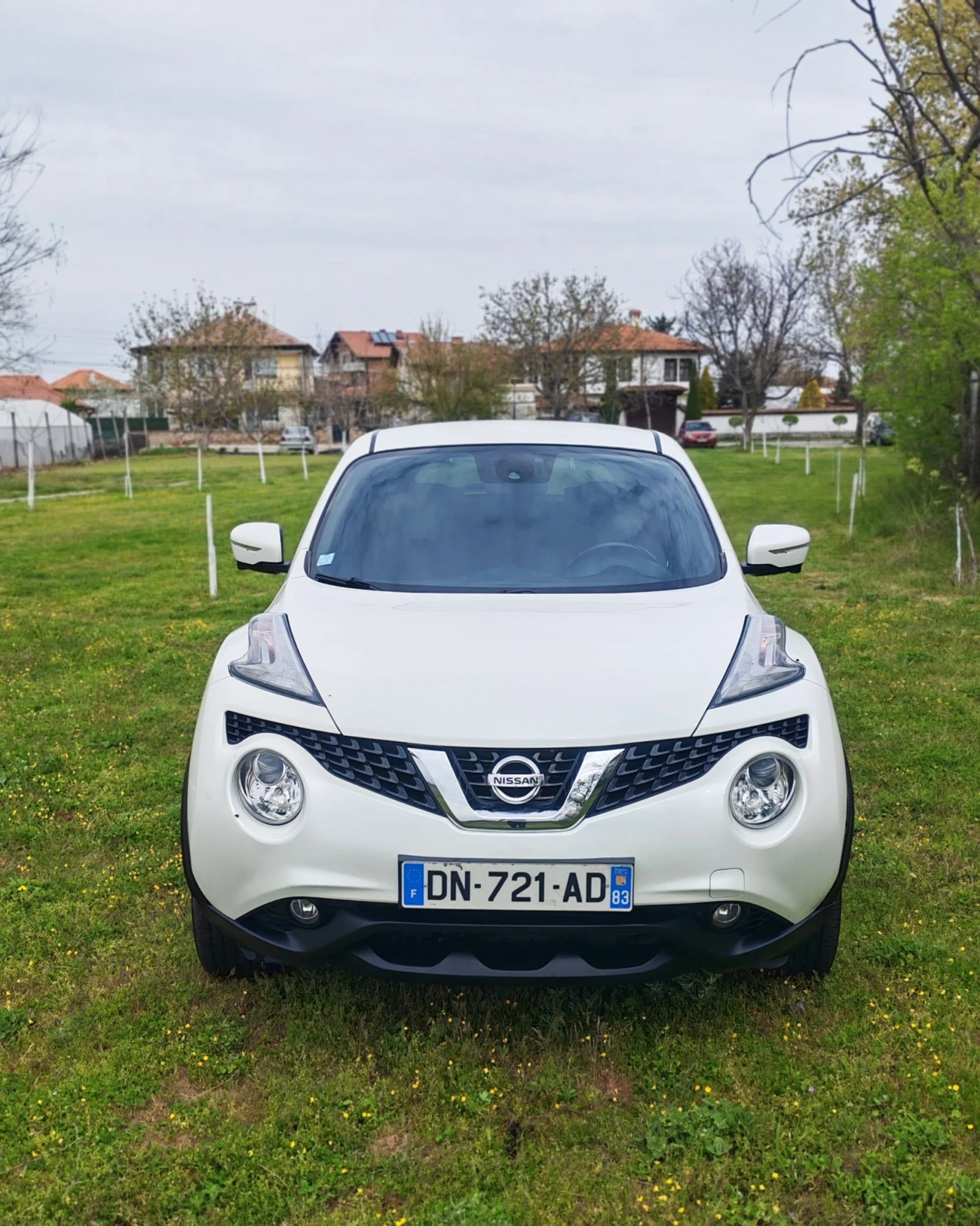 Nissan Juke 1.5 DCI* Face* Navi* Camera 360 * Keyless Go* , снимка 4 - Автомобили и джипове - 53419141