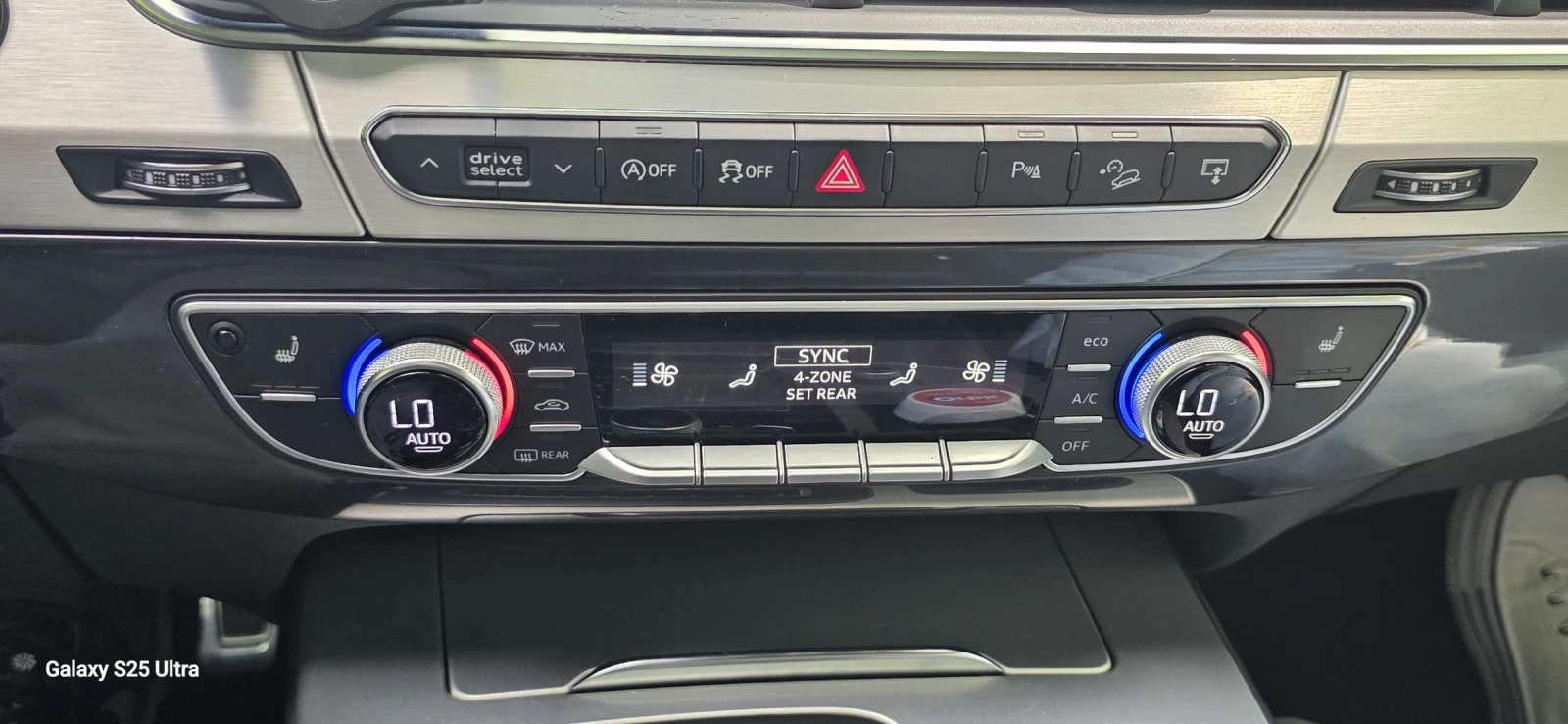 Audi Q7 Matrix/3 S-Line/Panorama/7 Mesta, снимка 11 - Автомобили и джипове - 54597161