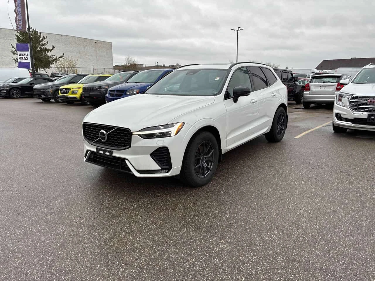 Volvo XC60 R Design /BOWERS & WILKINS/ГУМИ С ДЖАНТИ 