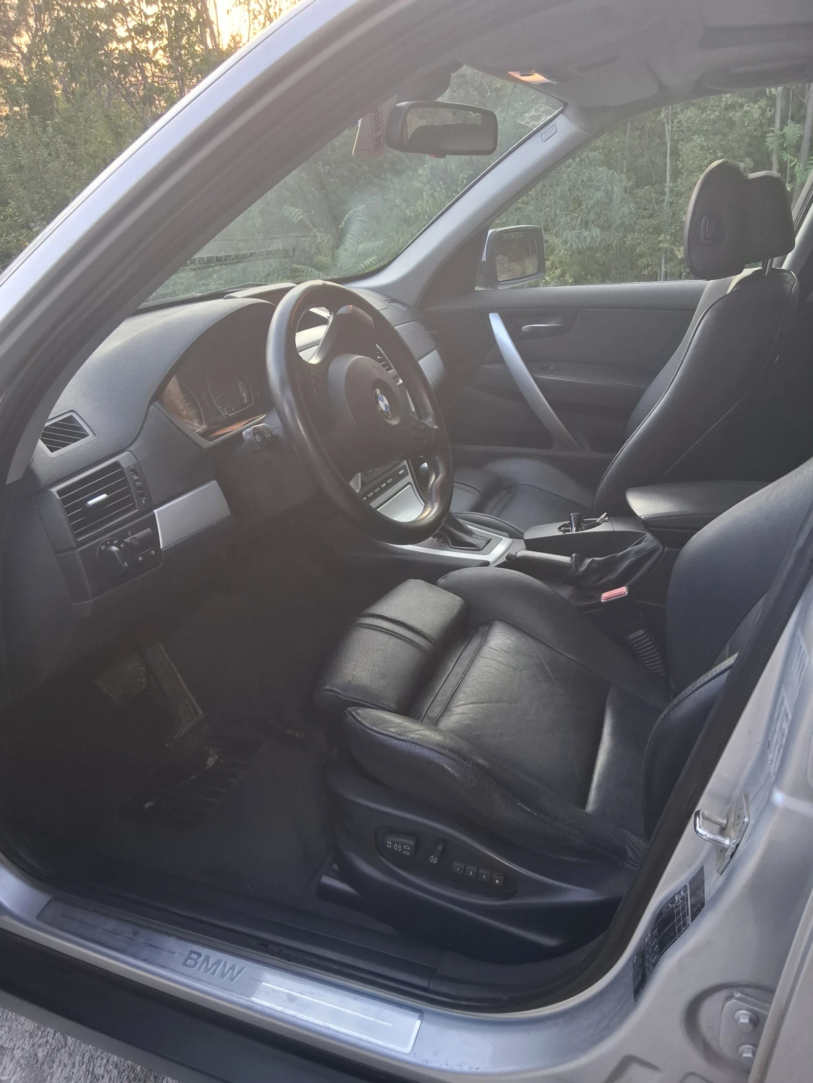 BMW X3 Бензин-Газ, снимка 11 - Автомобили и джипове - 55528461