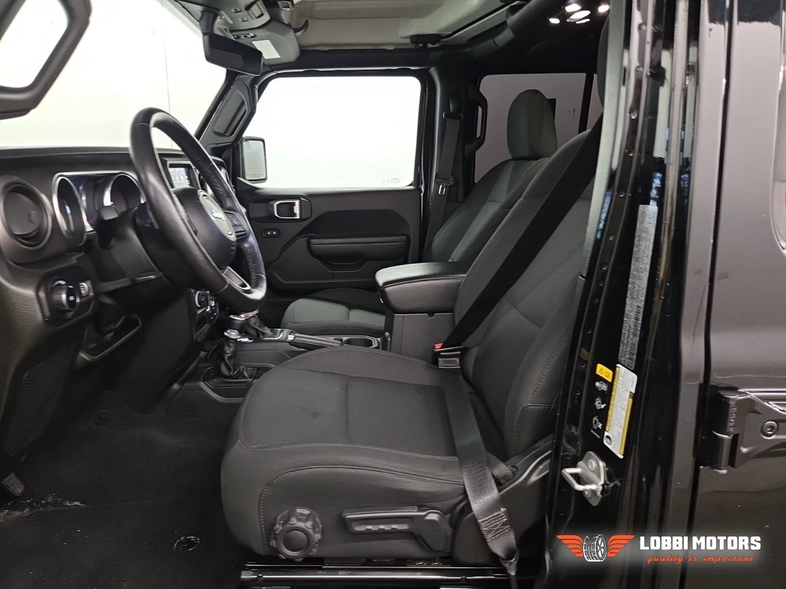 Jeep Wrangler, снимка 5 - Автомобили и джипове - 56099944