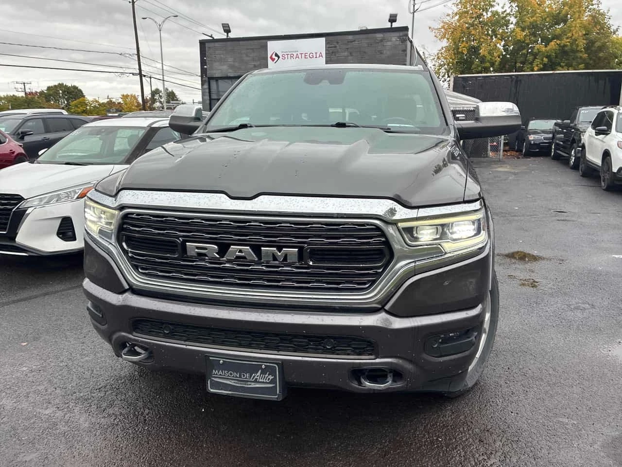 Dodge RAM 1500 * Limited * CARFAX * БЕЗ ПЪРВОНАЧАЛНА ВНОСКА, снимка 2 - Автомобили и джипове - 56332842