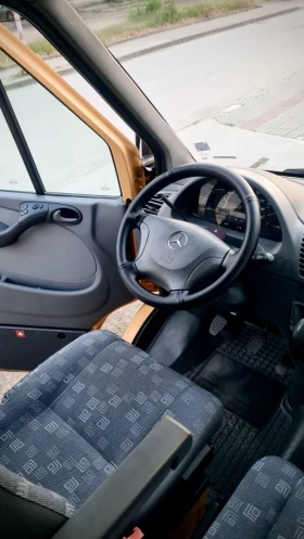Mercedes-Benz Sprinter 313 8+ 1 Климатик Пътнически , снимка 12