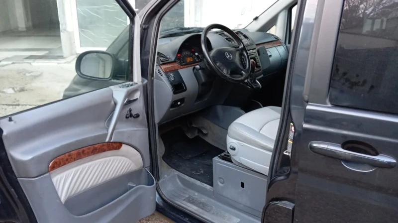 Mercedes-Benz Viano, снимка 4 - Бусове и автобуси - 48359141