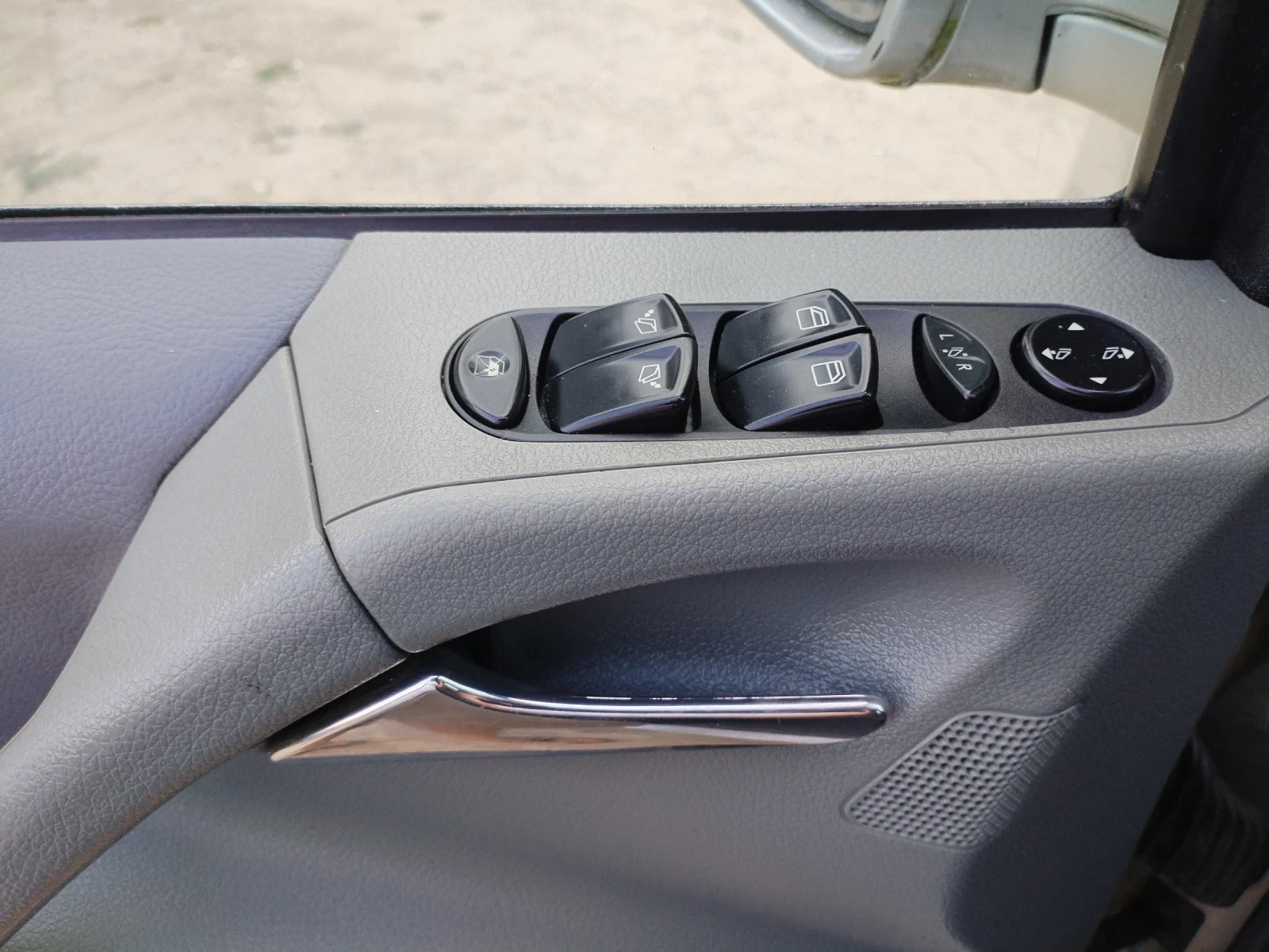 Mercedes-Benz Vito 2.2 CDI 646 150hp 8+ 1 МАКСИ Печка , снимка 9 - Бусове и автобуси - 55343966