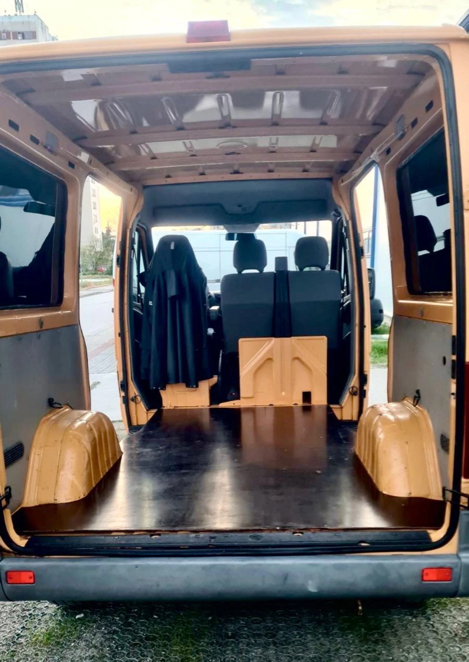 Mercedes-Benz Sprinter 313 8+ 1 Климатик Пътнически , снимка 14 - Бусове и автобуси - 55426290