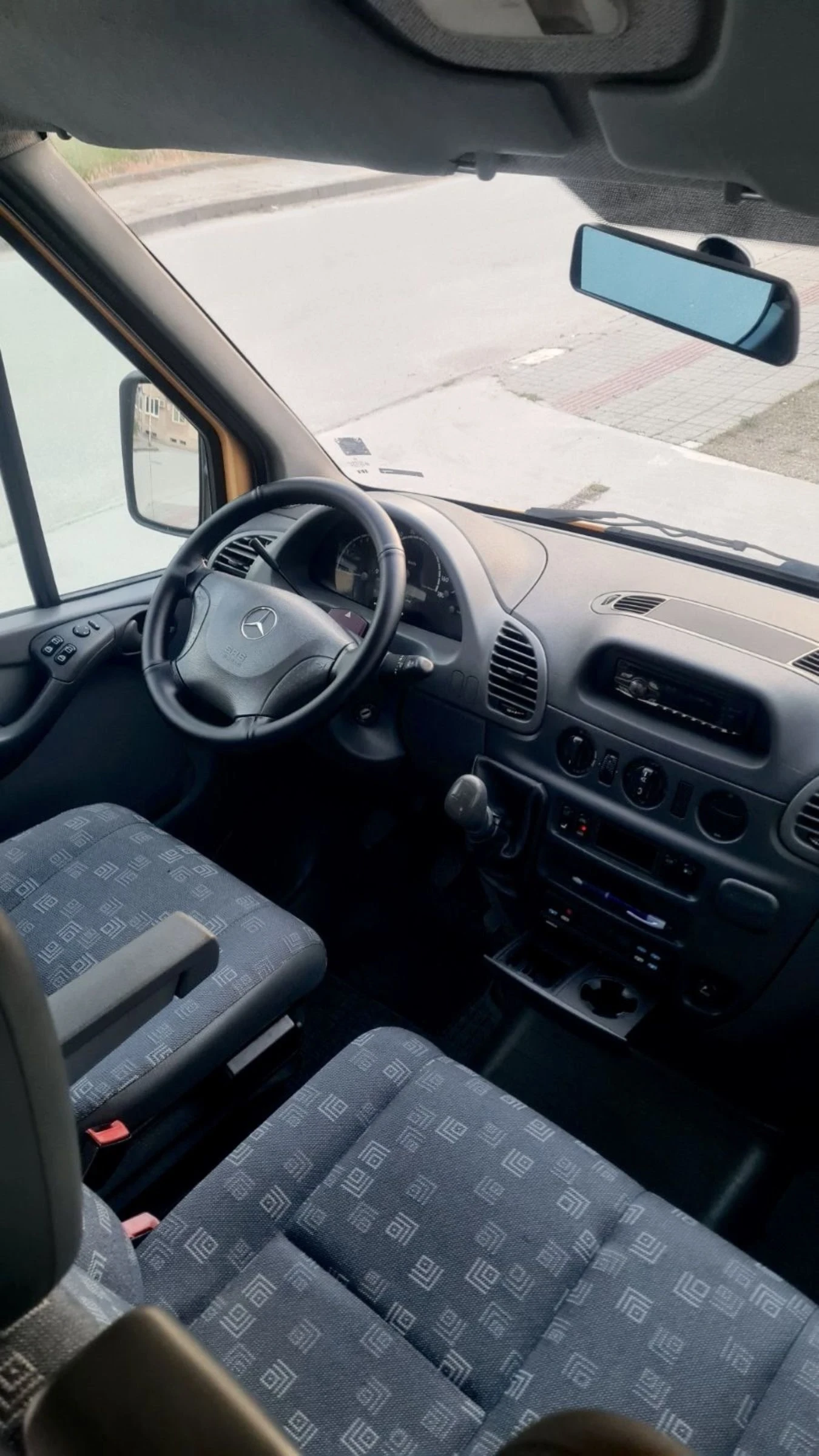 Mercedes-Benz Sprinter 313 8+ 1 Климатик Пътнически , снимка 11 - Бусове и автобуси - 55426290
