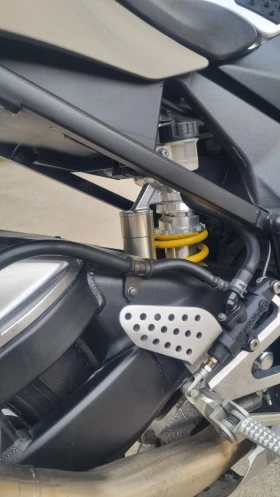 Обява за продажба на Yamaha YZF-R1 ~8 200 лв. - изображение 9