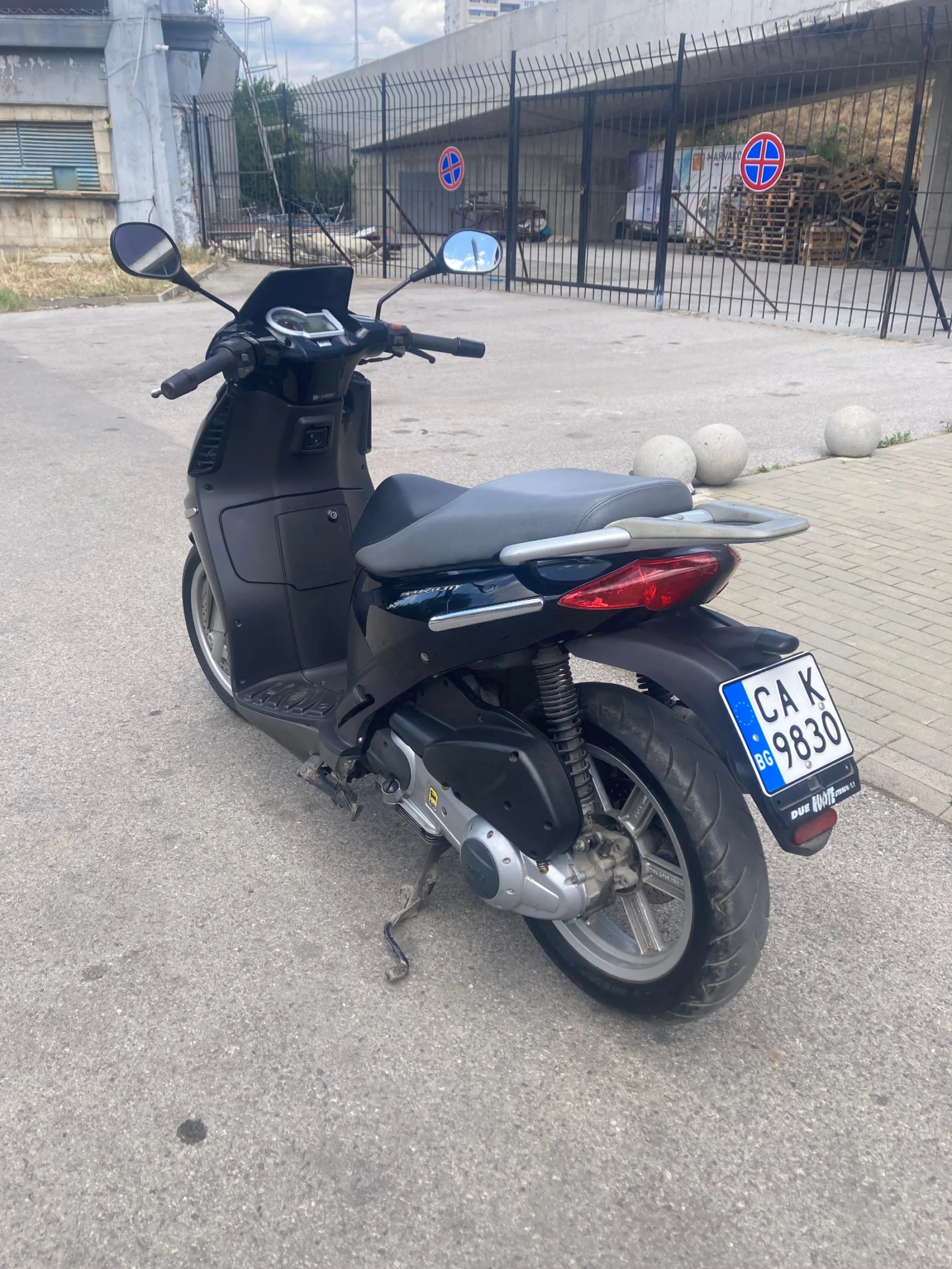 Aprilia 125 Sport city  - изображение 3