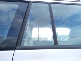 Стъкло задно дясно малко триъгълно Хюндай Теракан 