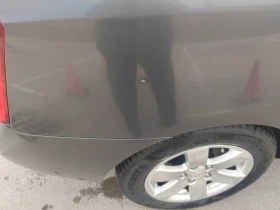 Kia Carens 2.0, снимка 10