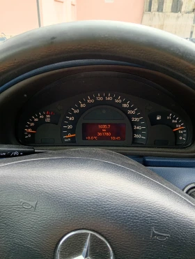 Mercedes-Benz C 220, снимка 8