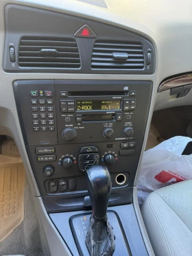 Volvo V70 D5, снимка 12
