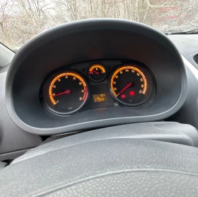 Opel Corsa Климатик* Бензин* 173хил.км* Пълна Сервизна Книжка - 2200 € / 4302.83 лв. - 61556698 12