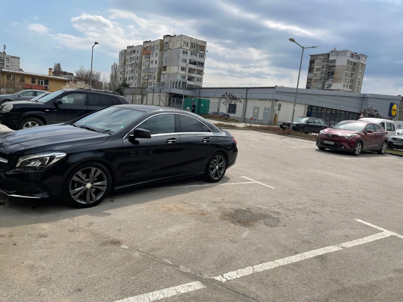 Mercedes-Benz CLA 180, снимка 3 - Автомобили и джипове - 48303008