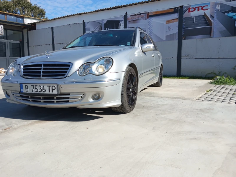 Mercedes-Benz C 200, снимка 3 - Автомобили и джипове - 47694482