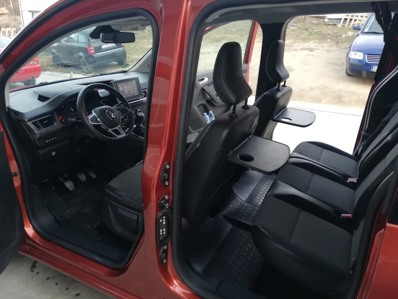 Renault Kangoo 1.3 tce lpg intense 130, снимка 8 - Автомобили и джипове - 48027045