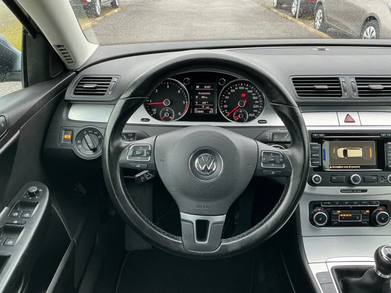 VW Passat 2.0 TDI4Motion, снимка 11 - Автомобили и джипове - 47980970