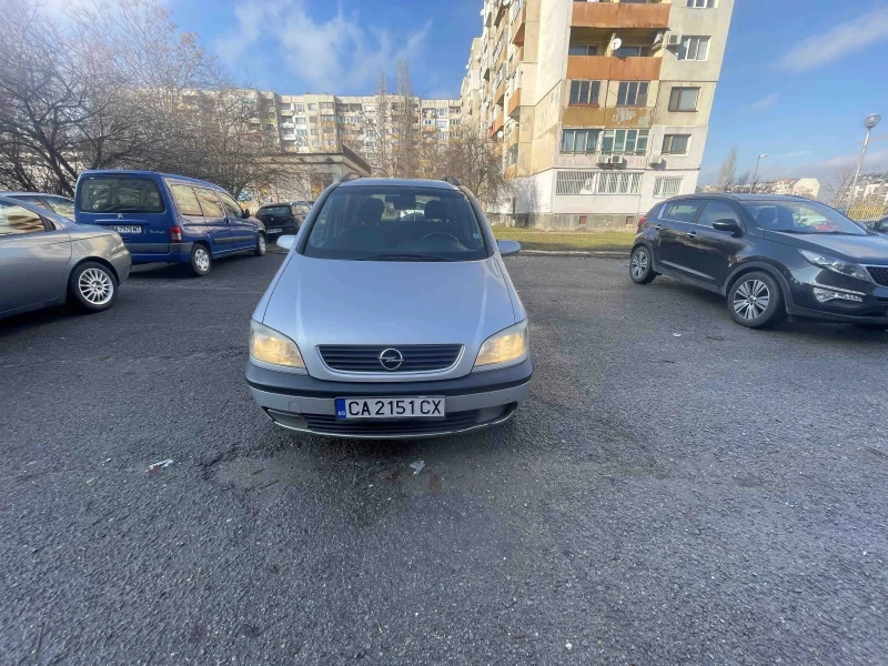 Opel Zafira 1.8 Газ-Бензин 7 местна, снимка 1 - Автомобили и джипове - 48283754