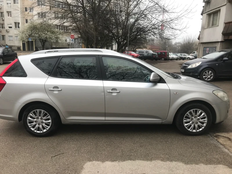 Kia Ceed, снимка 3 - Автомобили и джипове - 52185299