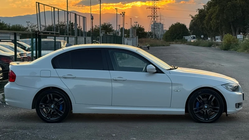 BMW 320 d= SPORT= ПОДГРЕВ= НАВИ= CARPLAY= , снимка 4 - Автомобили и джипове - 51941316