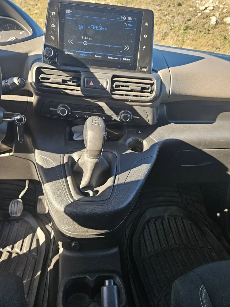 Peugeot Rifter, снимка 11 - Автомобили и джипове - 52267920