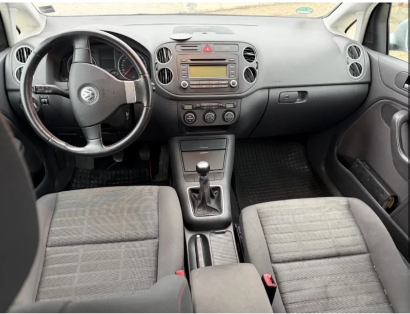 VW Golf Plus 1.9, снимка 10 - Автомобили и джипове - 52769308
