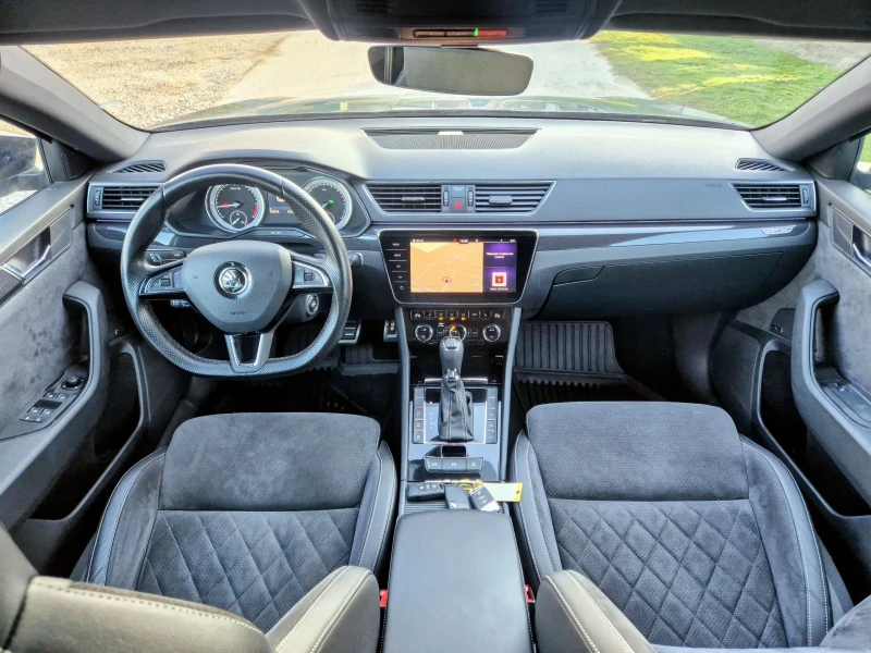 Skoda Superb 2.0TDI 4x4 SPORT-LINE , снимка 13 - Автомобили и джипове - 52938569