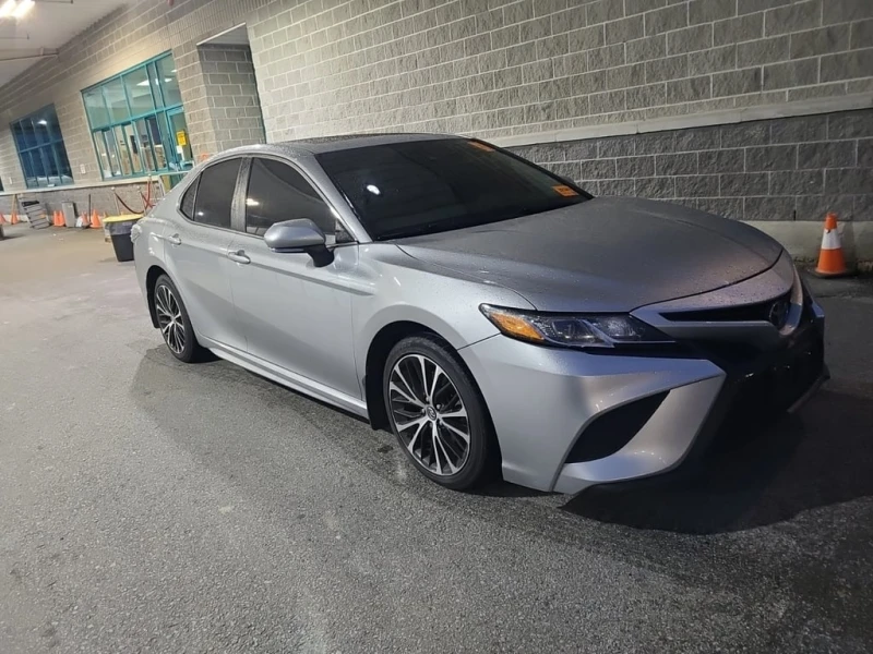 Toyota Camry * XLE * CARFAX * ЦЕНА ДО БГ, снимка 2 - Автомобили и джипове - 53020057