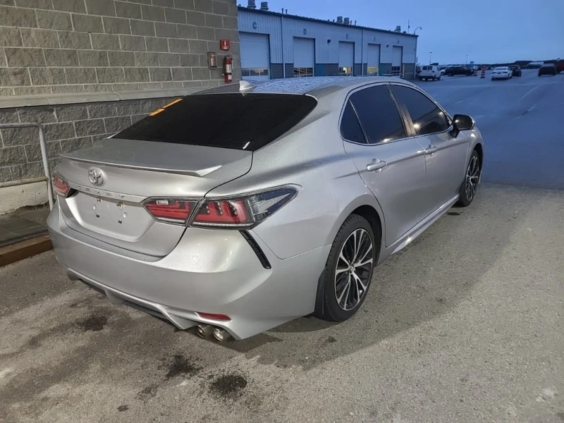 Toyota Camry * XLE * CARFAX * ЦЕНА ДО БГ, снимка 3 - Автомобили и джипове - 53020057