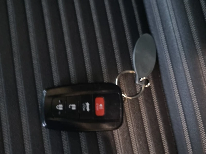 Toyota Camry * XLE * CARFAX * ЦЕНА ДО БГ, снимка 7 - Автомобили и джипове - 53020057