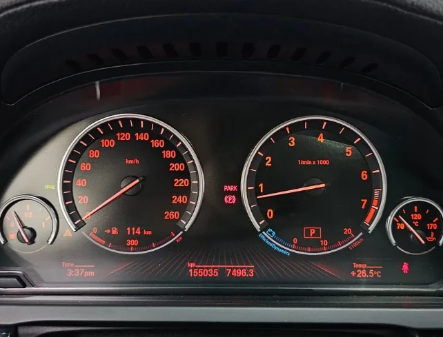 BMW 750 M Sport - изображение 7