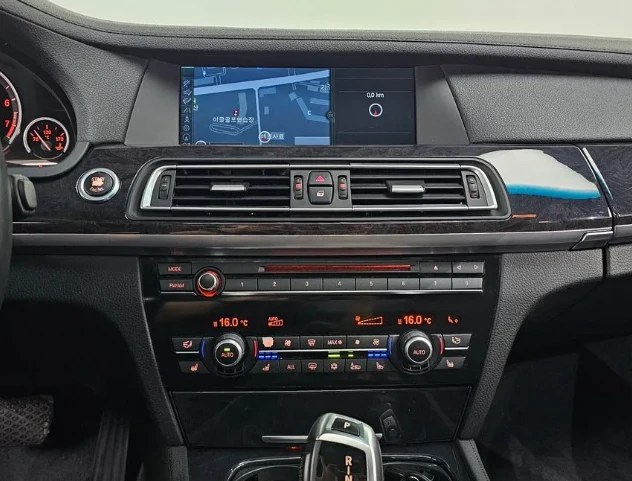 BMW 750 M Sport | Mobile.bg   14