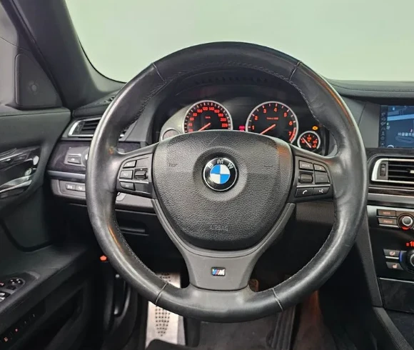 BMW 750 M Sport | Mobile.bg   12
